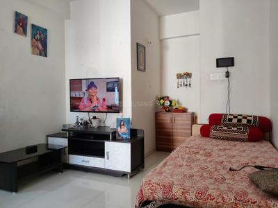 Living Room Image of 1100 Sq.ft 2 BHK Apartment / Flat for rent in Chupon Swarnim Square, Bhayli Vadodara for Rs. 21000