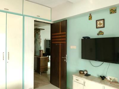 Bedroom Image of 1380 Sq.ft 3 BHK Apartment / Flat for sale in Sheth Golden Willows, Mulund West Mumbai for Rs. 45000000