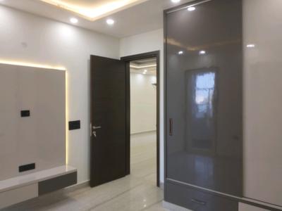 Bedroom Image of 2100 Sq.ft 5 BHK Builder Floor for sale in Mukherjee Nagar New Delhi for Rs. 29000000