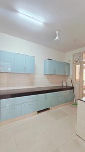 Kitchen Image of 1850 Sq.ft 3 BHK Apartment / Flat for rent in Aarcity Krishna Apra Sapphire, Indirapuram Ghaziabad for Rs. 38000