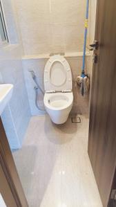 Image of 550 Sq.ft 1 BHK Apartment / Flat for sale in Hiranandani Regent Hill A B C D And E Wing, Powai, Mumbai for Rs. 19000000