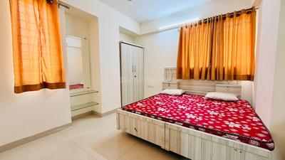 Bedroom Image of 940 Sq.ft 2 BHK Apartment / Flat for sale in Palasia Indore for Rs. 10400000