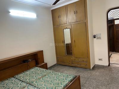 Bedroom Image of 1600 Sq.ft 2 BHK Builder Floor for rent in Sector 17 Gurgaon for Rs. 35000