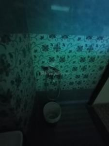 Bathroom Image of 1150 Sq.ft 2 BHK Independent House for rent in Haibat Mau Mawaiya Lucknow for Rs. 10000