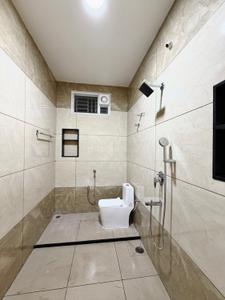 Bathroom Image of 1560 Sq.ft 3 BHK Independent House for rent in Neelambur Coimbatore for Rs. 30000