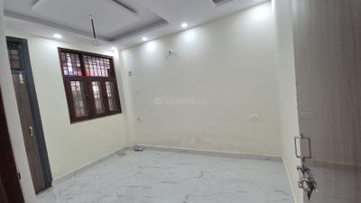 Bedroom Image of 400 Sq.ft 1 BHK Builder Floor for rent in Trivani Apartment, Jhilmil Colony New Delhi for Rs. 20000