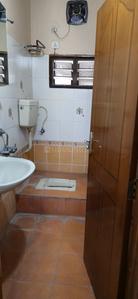 Bathroom Image of 1720 Sq.ft 3 BHK Apartment / Flat for sale in Himayat Nagar Hyderabad for Rs. 12000000