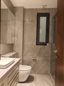 Bathroom Image of 2400 Sq.ft 3 BHK Builder Floor for sale in Sarvapriya Vihar New Delhi for Rs. 57500000