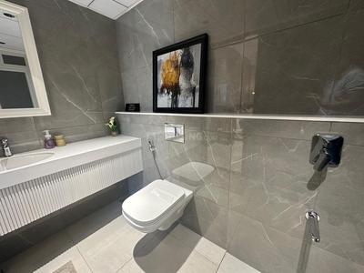 Bathroom Image of 1950 Sq.ft 4 BHK Apartment / Flat for sale in Wakad Pune for Rs. 16500000