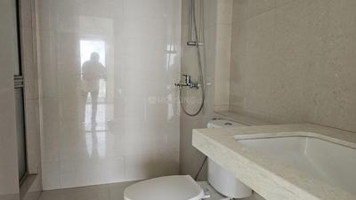 Bathroom Image of 1270 Sq.ft 2 BHK Apartment / Flat for rent in Hiranandani Glen Classic, Devinagar Bengaluru for Rs. 80000