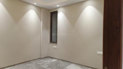 Bedroom Image of 2400 Sq.ft 3 BHK Builder Floor for rent in Greater Kailash II New Delhi for Rs. 225000