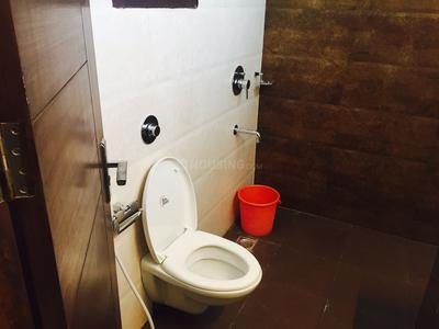 Bathroom Image of SAFEHOUSE GIRLS PG – M G ROAD, SECTOR 28, GURUGRAM in Sector 28, Gurgaon