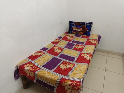 Bedroom Image of KRC PG  in Nirman Nagar, Jaipur