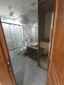 Image of 1800 Sq.ft 3 BHK Builder Floor for sale in Mansarover Garden, New Delhi for Rs. 39000000