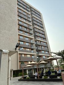 Image of 1800 Sq.ft 3 BHK Apartment / Flat for sale in Vaishno Devi Circle, Ahmedabad for Rs. 8100000