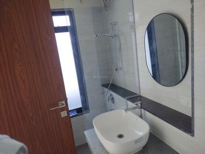 Image of 1000 Sq.ft 2 BHK Apartment / Flat for rent in Dynamix Divum, Malad East, Mumbai for Rs. 70000