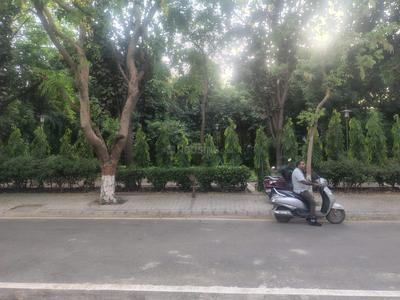 Image of 276 Sq.ft Residential Plot / Land for sale in Suncity Township, Sector 54, Gurgaon for Rs. 110000000