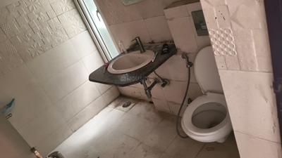 Image of 954 Sq.ft 2 BHK Apartment / Flat for rent in Supertech The Romano, Sector 118, Noida for Rs. 21000