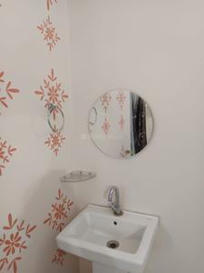 Bathroom Image of 1250 Sq.ft 3 BHK Apartment / Flat for rent in Nawadih Dhanbad for Rs. 10000