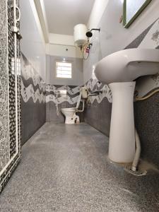 Bathroom Image of 800 Sq.ft 1 BHK Builder Floor for rent in HSR Layout Bengaluru for Rs. 19000