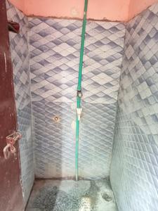Bathroom Image of 620 Sq.ft 2 BHK Builder Floor for rent in Sehatpur Faridabad for Rs. 4700