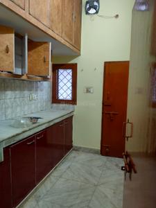 Kitchen Image of 1000 Sq.ft 2 BHK Independent House for rent in Gomti Nagar Lucknow for Rs. 15000