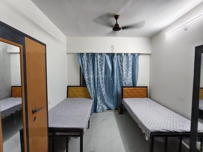 Bedroom Image of NAVKAR PG in Kurla East, Mumbai