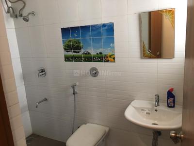 Bathroom Image of 918 Sq.ft 2 BHK Apartment / Flat for rent in Lodha Casa Bella Gold, Palava Phase 1 Thane for Rs. 24000