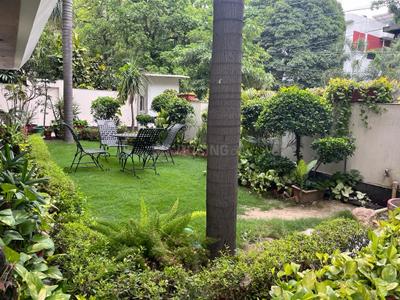 Image of 5800 Sq.ft 7 BHK Independent House for rent in New Friends Colony, New Delhi for Rs. 700000