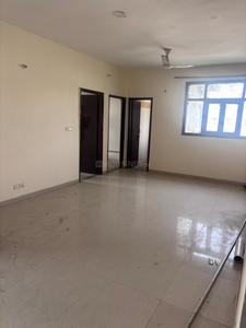 Gallery Cover Image of 1200 Sq.ft 2 BHK Apartment / Flat for sale in Omaxe Heights, Sector 86 for Rs. 6700000