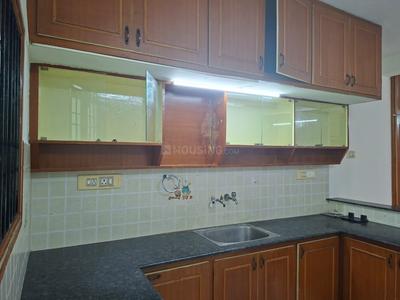 Kitchen Image of 1200 Sq.ft 2 BHK Apartment / Flat for rent in Ramapuram Chennai for Rs. 30000