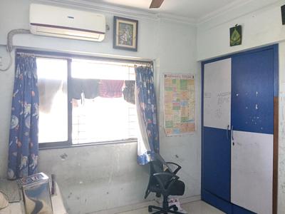 Bedroom Image of 1600 Sq.ft 4 BHK Apartment / Flat for sale in Raunak Unnathi Woods Phase 3, Kasarvadavali Thane for Rs. 19500000