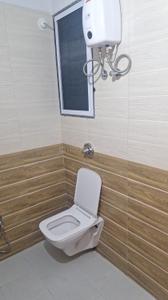 Bathroom Image of 785 Sq.ft 2 BHK Apartment / Flat for rent in Shree Crest And Celestia, Mulund East Mumbai for Rs. 42000
