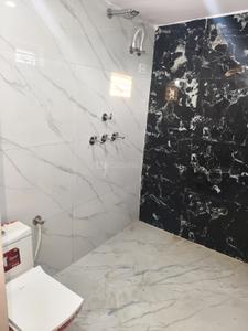 Bathroom Image of 1900 Sq.ft 2.5 BHK Independent House for rent in Gopal Pura Agra for Rs. 12000