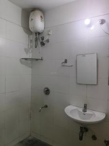 Common Bathroom Image of 774 Sq.ft 1.5 BHK Apartment / Flat for sale in Lodha Casa Rio, Palava Phase 1 Thane for Rs. 4300000