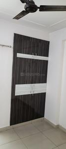 Bedroom Image of 1050 Sq.ft 2 BHK Apartment / Flat for rent in Panchsheel Pebbles, Vaishali Ghaziabad for Rs. 25600