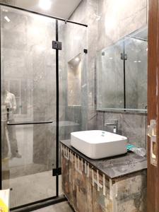 Bedroom One Image of 2884 Sq.ft 4 BHK Builder Floor for sale in Emaar Emerald Hill, Sector 65 Gurgaon for Rs. 30000000