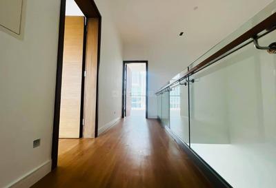 Image of 2002 Sq.ft 2 BHK Apartment / Flat for rent in Al Wasl, Dubai for Rs. 586625
