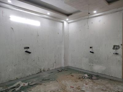 Living Room Image of 990 Sq.ft 3 BHK Apartment / Flat for sale in Khanpur New Delhi for Rs. 7000000