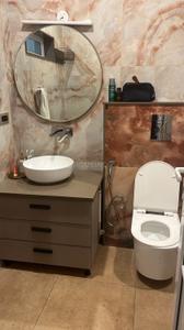 Bathroom Image of 7200 Sq.ft 7 BHK Independent House for sale in Mohit Nagar Dehradun for Rs. 47000000