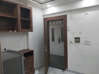Bedroom Image of 370 Sq.ft 1 RK Apartment / Flat for rent in DLF Capital Greens Phase 1 And 2, Karampura New Delhi for Rs. 24000