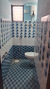 Bathroom Image of 200 Sq.ft 1 BHK Independent House for rent in Jule Solapur for Rs. 13000