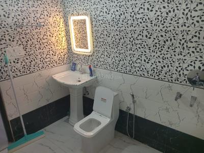 Bathroom Image of 1200 Sq.ft 5 BHK Independent House for sale in Gandhi Nagar Moradabad for Rs. 8500000