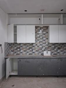 Kitchen Image of 1100 Sq.ft 2 BHK Apartment / Flat for sale in Krishna Cocus Homes, Sector 102 Noida for Rs. 4799999