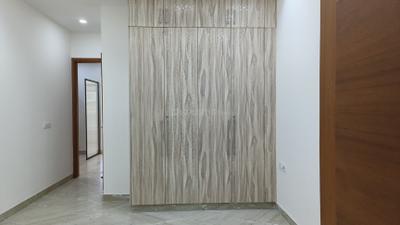 Bedroom Image of 1600 Sq.ft 3 BHK Builder Floor for rent in Chittaranjan Park New Delhi for Rs. 85000