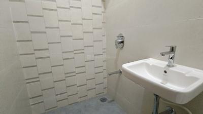 Bathroom Image of 620 Sq.ft 1 BHK Apartment / Flat for rent in Ashar Arize, Kalwa Thane for Rs. 25000
