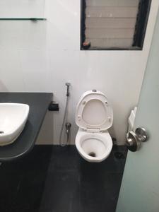 Bedroom Three Image of 1340 Sq.ft 3 BHK Apartment / Flat for rent in RNA Continental, Chembur Mumbai for Rs. 145000