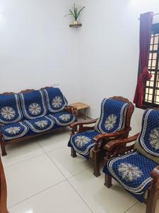 Hall Image of 1300 Sq.ft 2 BHK Independent House for rent in Maradu Kochi for Rs. 25000