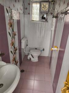 Bathroom Image of 750 Sq.ft 1 RK Builder Floor for rent in Guru Nanak Nagar Jammu for Rs. 11500