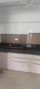Kitchen Image of 1800 Sq.ft 3 BHK Apartment / Flat for rent in Adani The Meadows, Shantigram Ahmedabad for Rs. 32000